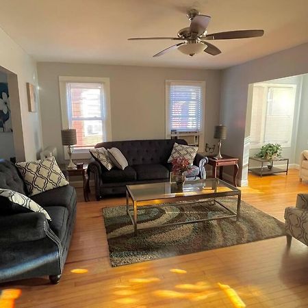 Three Bed One Bath Apt 25 Mins To Nyc Belleville Bagian luar foto