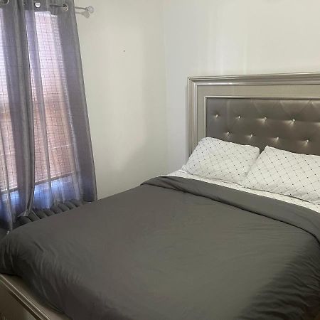 Three Bed One Bath Apt 25 Mins To Nyc Belleville Bagian luar foto