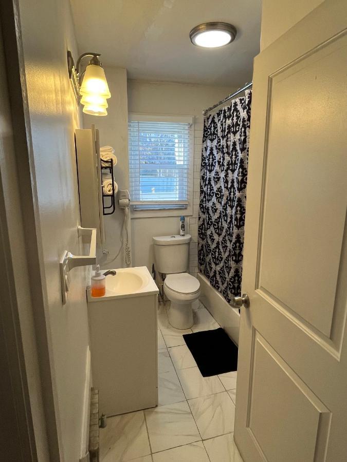 Three Bed One Bath Apt 25 Mins To Nyc Belleville Bagian luar foto